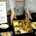 Hotels-railway-companies-in-Kansai-cater-to-Muslim-tourists copy