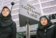 “ฮิญาบ” เป็นเครื่องแบบอย่าง “เป็นทางการ” ของตำรวจสกอตแลนด์แล้ว!!