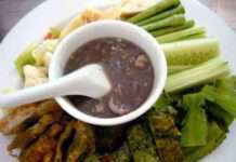 อาหารพื้นบ้าน–อาหารไทย และ “ความเป็นไทย”