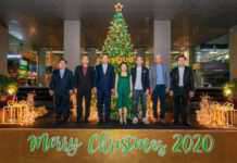 อาคเนย์ เปิดไฟต้นคริสต์มาสจากขวดน้ำแร่ช้าง สร้างสีสันชาวสีลม