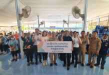 “ผู้ประกาศข่าวช่อง 8” แท็คทีมนำของบริจาคไปช่วยผู้เดือดร้อนน้ำท่วม