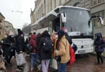 สถานทูตไทยในโปแลนด์เผย ช่วยคนไทยอพยพจากยูเครนแล้ว 99 คน ที่เหลือปลอดภัยดี