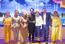 เบิร์ด ธงไชย ถ่ายทอดศิลปวัฒนธรรมไทย ในงานกาล่าดินเนอร์ เอเปค 2022