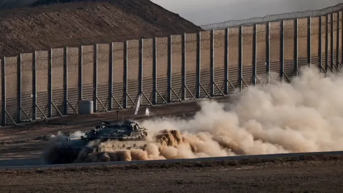 รถถังอิสราเอลใกล้เขตกาซา รายงานยูเอ็นชี้การยึดครองกาซาและเวสต์แบงก์