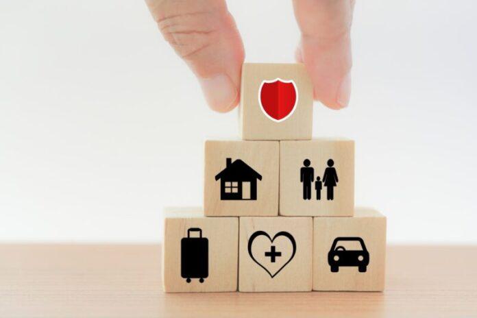 : ประกันชีวิตกลุ่มไม่เพียงพอควรซื้อประกันเพิ่มมั้ย