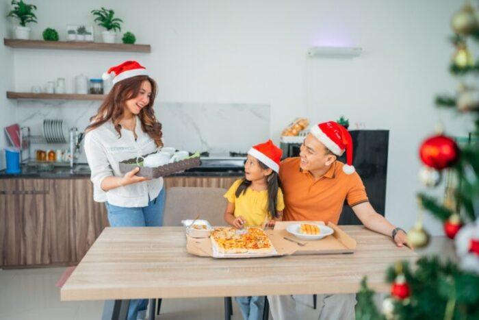 อาหารและขนมเป็นสิ่งที่ขาดไม่ได้ ในวันคริสมาสต์