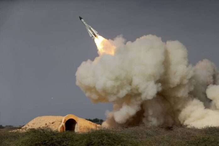 Iran-Missile-Glance_Horo