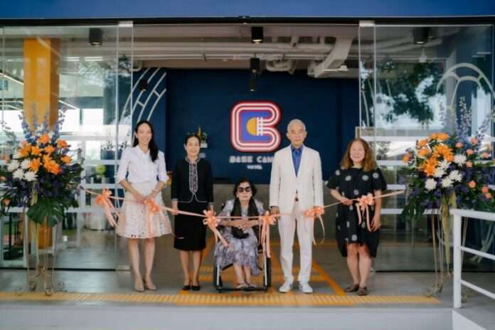 เปิด เบส แคมป์ โฮเทล หัวหิน (1)